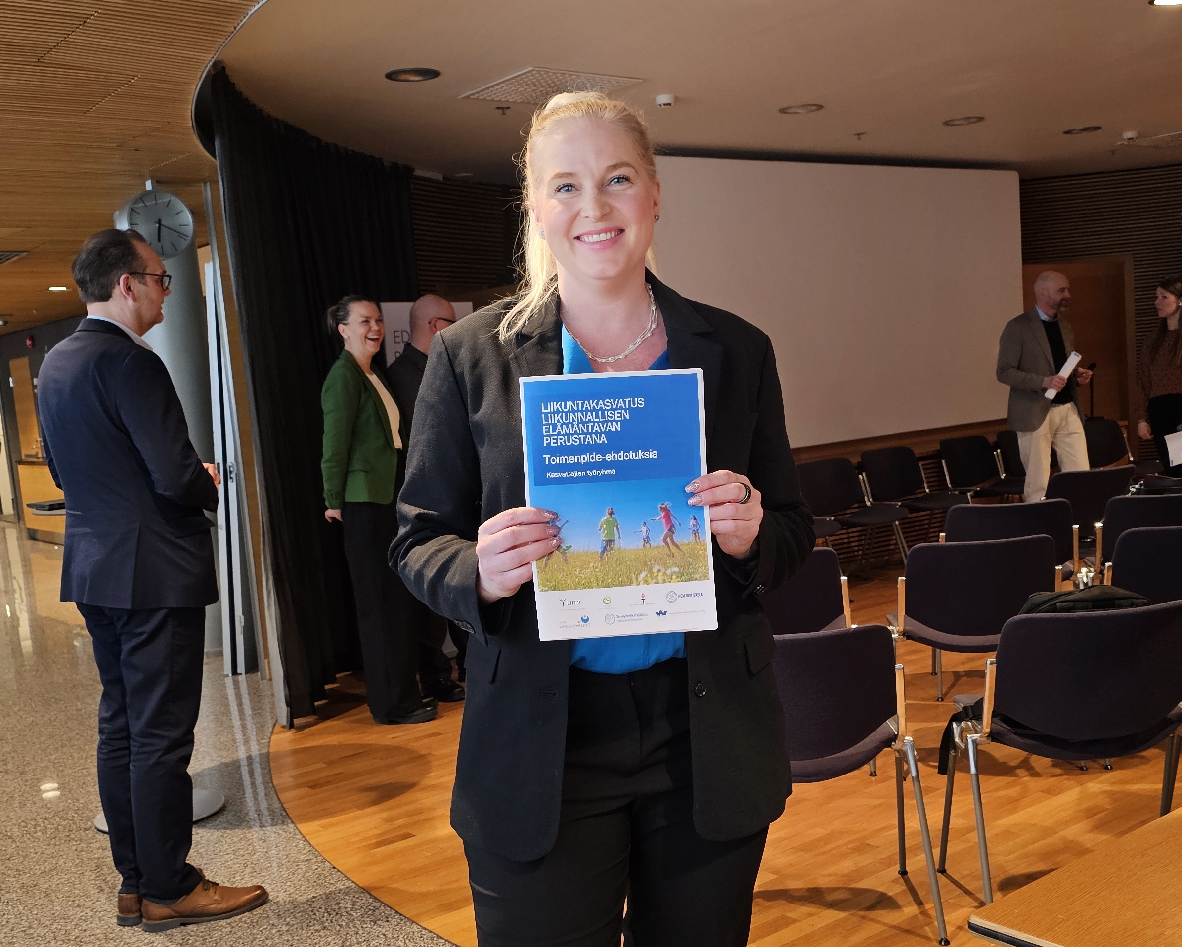 Liikuntakasvatus liikunnallisen elämäntavan perustana toimenpide-ehdotuksia -raportin julkistamistilaisuus, Laura Sulkava, Liike Nyt